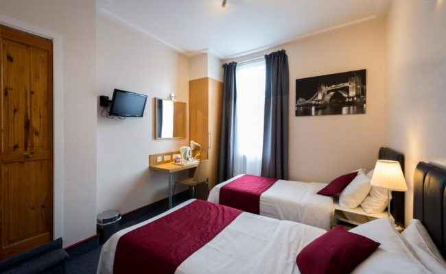 Adria Hotel