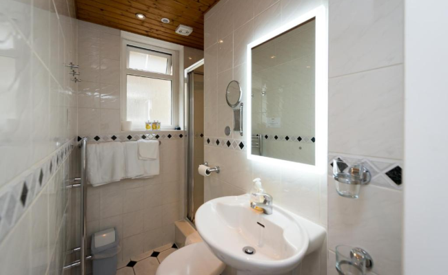 Adria Hotel