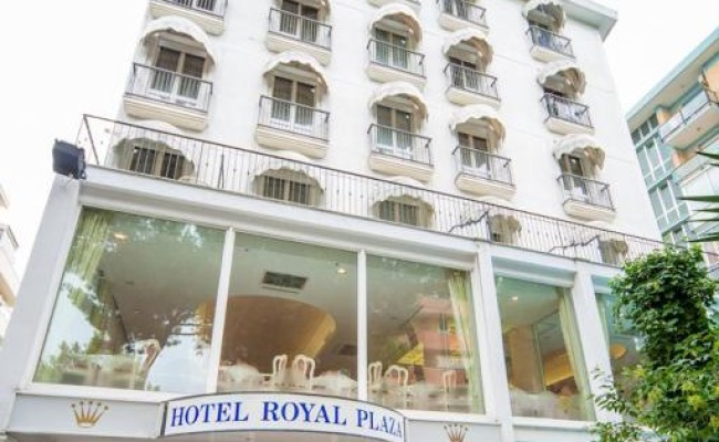 Hotel Royal Plaza