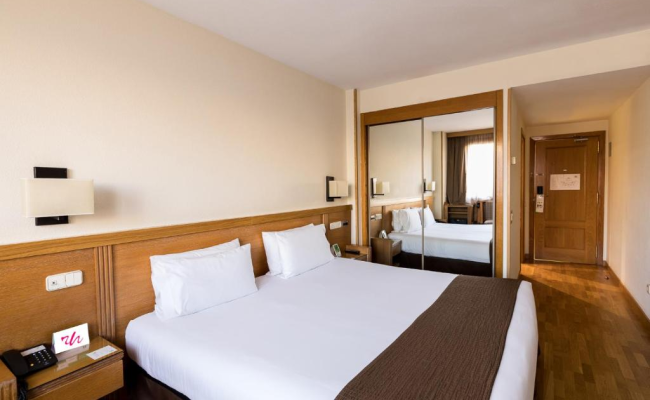 Rafaelhoteles Piramides