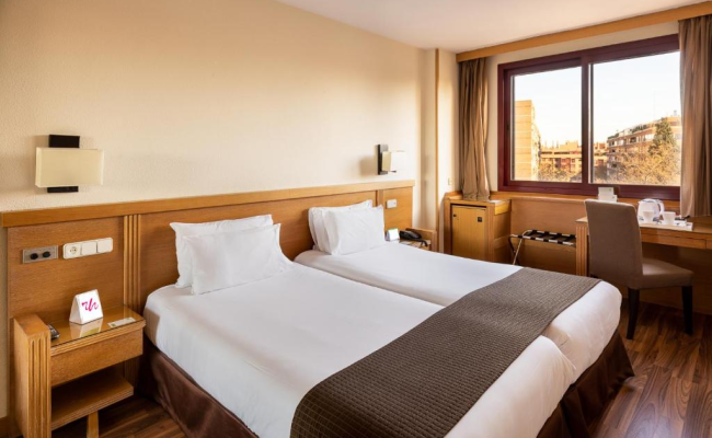 Rafaelhoteles Piramides