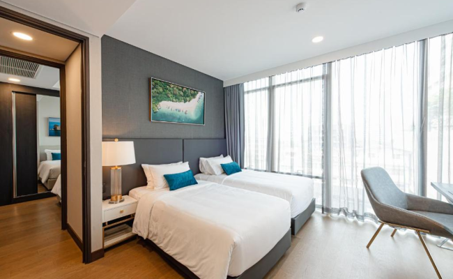 Siamese Exclusive Queens