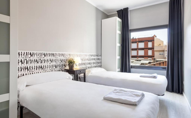 Fira Apartments by gaiarooms