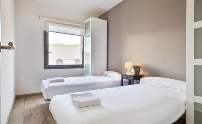 Fira Apartments by gaiarooms