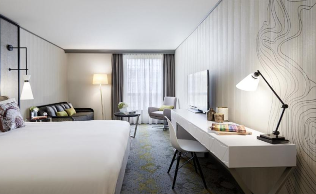 Renaissance Paris La Defense Hotel