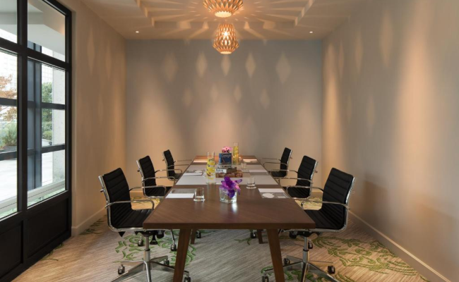Renaissance Paris La Defense Hotel