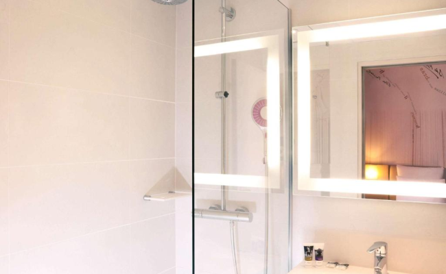 Mercure Paris Montparnasse Raspail