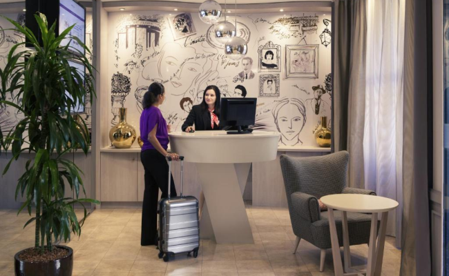 Mercure Paris Montparnasse Raspail