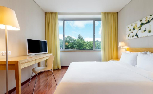 HF Fenix Garden Hotel