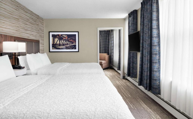 Hampton Inn & Suites Chicago-Downtown