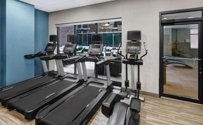 Hampton Inn & Suites Chicago-Downtown