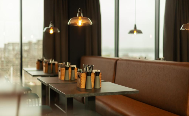 Holiday Inn - the niu, Fender Amsterdam