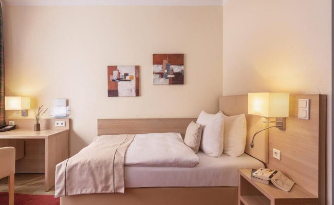 Garner Hotel Hamburg - Wandsbek Marktplatz by IHG