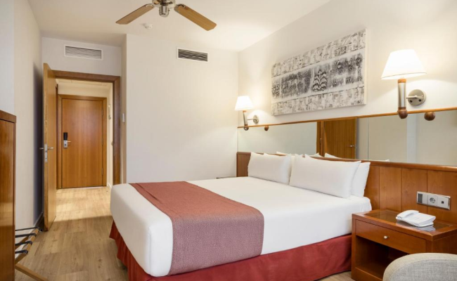 ILUNION LES CORTS SPA