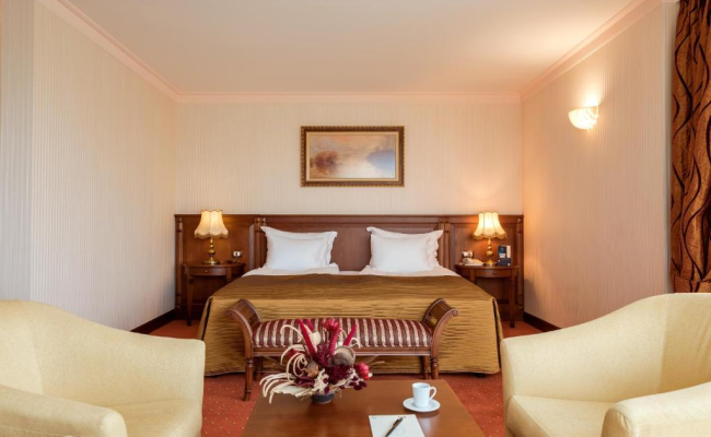 Crystal Palace Boutique Hotel