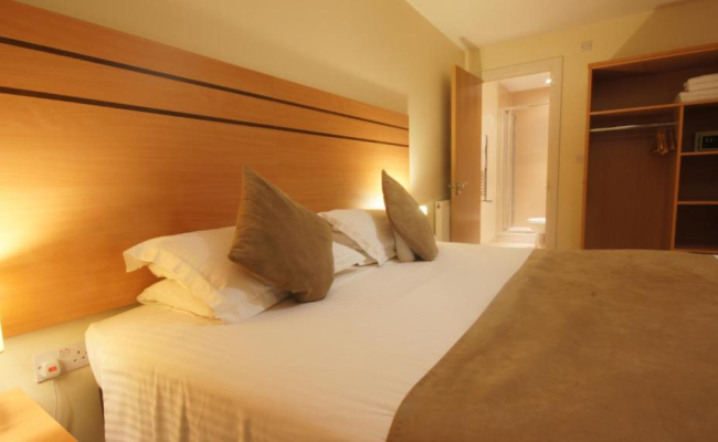 Lodge Drive Serviced Apartments