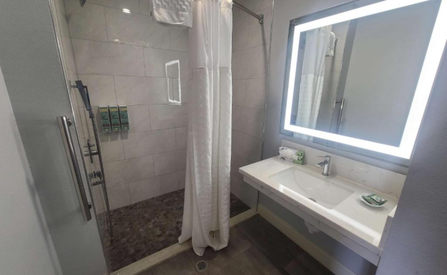 Best Western Orange Plaza