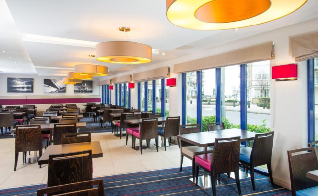 Holiday Inn Express London - Wandsworth, an IHG Hotel