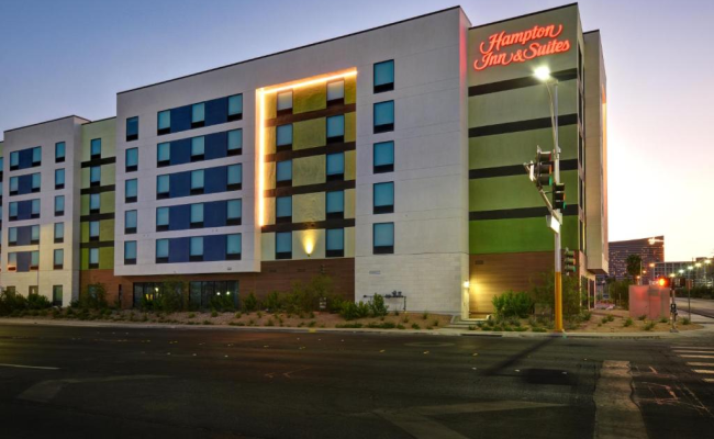 Hampton Inn & Suites Las Vegas Convention Center