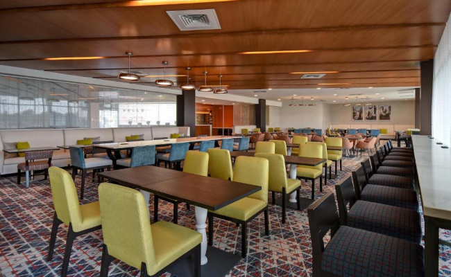 Hampton Inn & Suites Las Vegas Convention Center