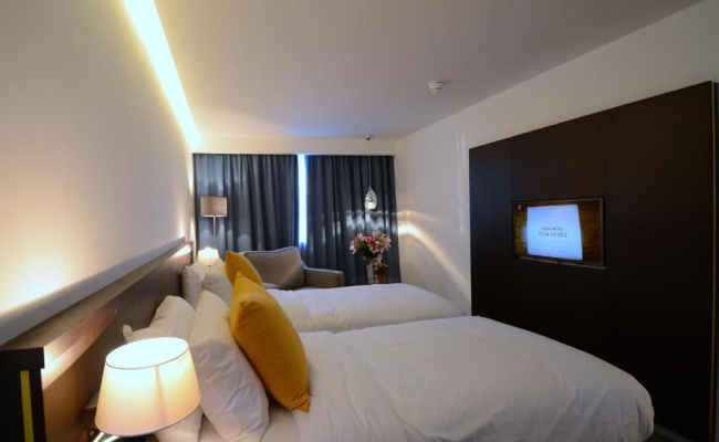 Pelican London Hotel and Residence