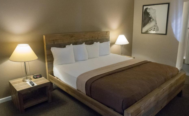Thunderbird Boutique Hotel