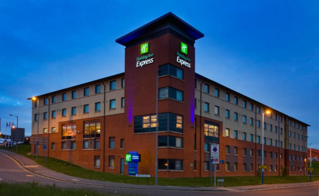 Holiday Inn Express London Luton Airport