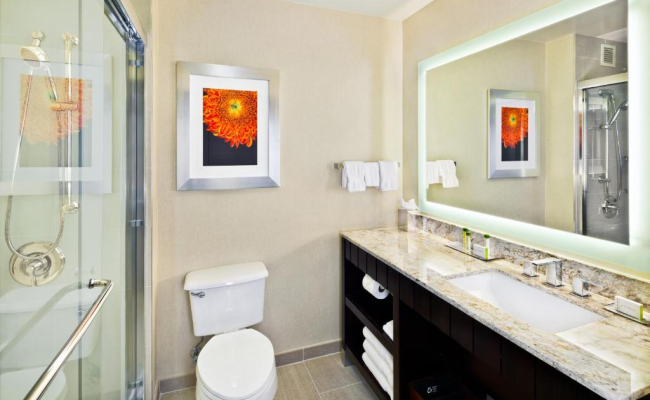 DoubleTree by Hilton San Francisco Airport