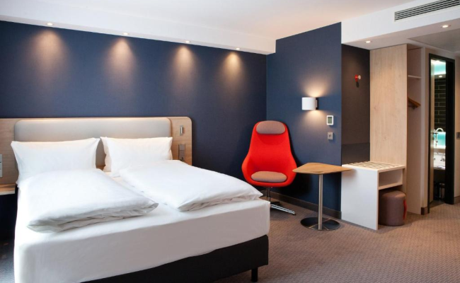 Holiday Inn Express Munich - Olympiapark, an IHG Hotel