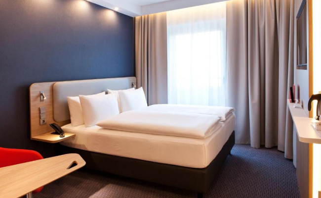 Holiday Inn Express Munich - Olympiapark, an IHG Hotel