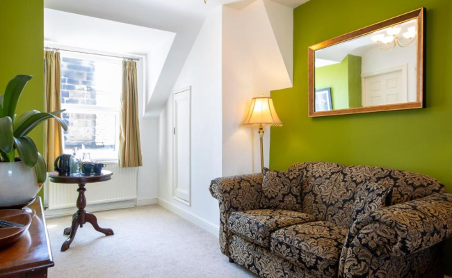 Wynnstay House