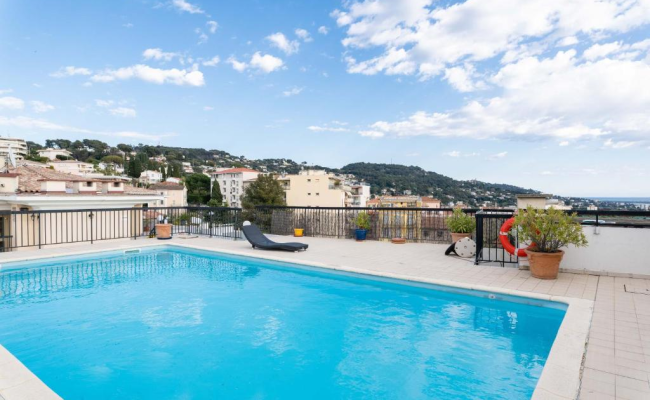 Adonis Cannes - Hotel Thomas