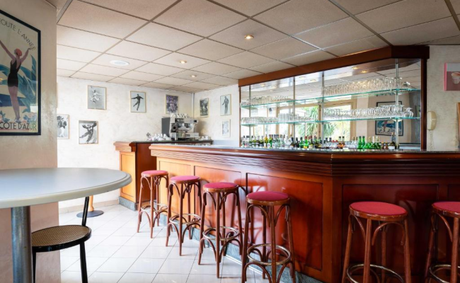 Adonis Cannes - Hotel Thomas