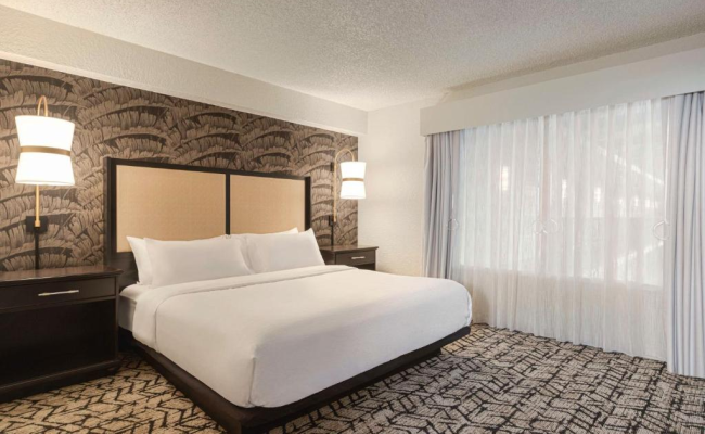 Embassy Suites by Hilton Fort Lauderdale - 17th Street