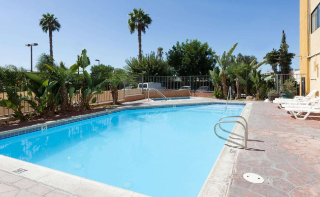 Ramada Plaza by Wyndham Garden Grove/Anaheim South