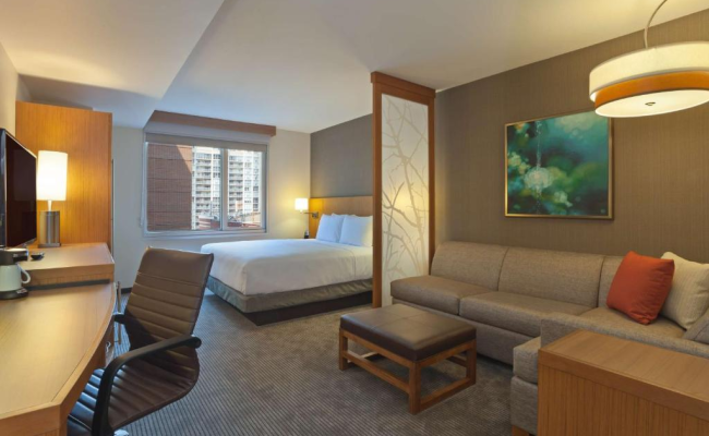 Hyatt Place Chicago River North