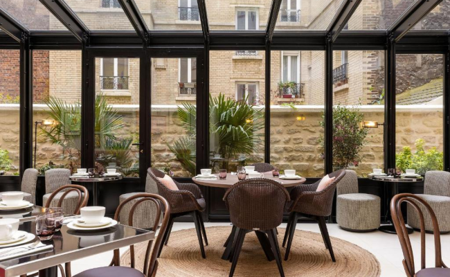 Hotel Moderniste