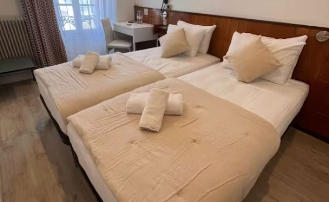 Azurene Royal Hotel