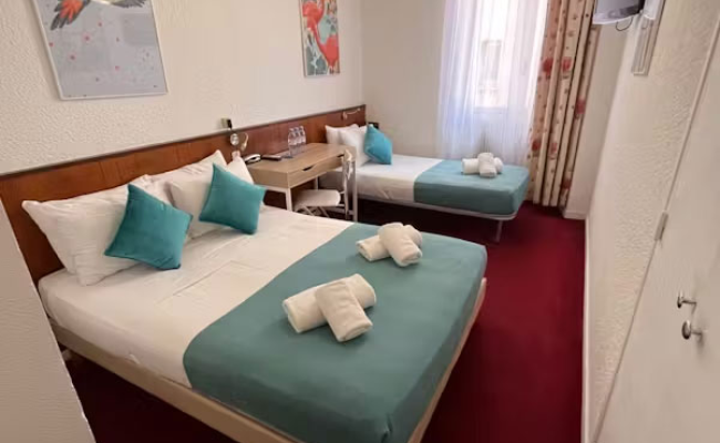 Azurene Royal Hotel