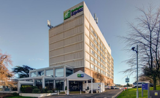 Holiday Inn Express Edinburgh City West, an IHG Hotel