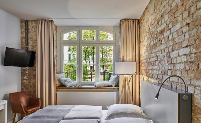 Hotel 38