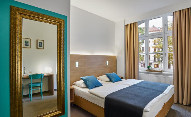 Hotel 38