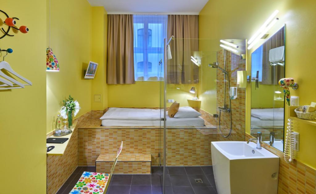 Hotel 38