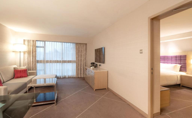 Holiday Inn Golden Mile