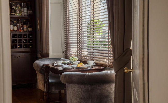 Roseate House London