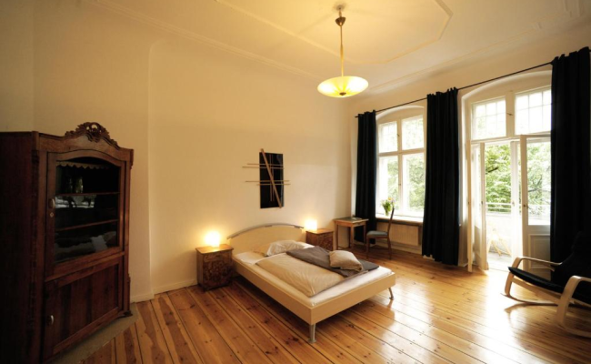 Elegante Altbauwohnung (CB1)