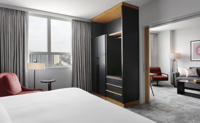 Loews Chicago O'Hare Hotel