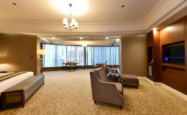 Best Plaza West Bay Hotel