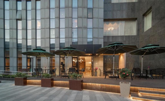 Holiday Inn Express Shanghai Jinqiao Central, an IHG Hotel