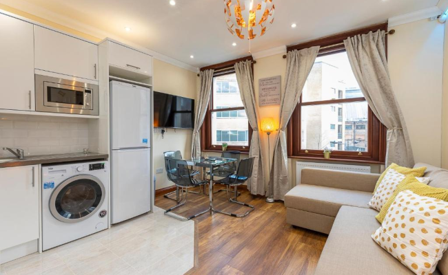 Stylish Apartment Kensington